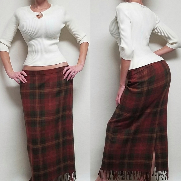 VINTAGE Requirements Woman Wool Blend Red Tartan Plaid Fringe Maxi Blanket Skirt - Picture 1 of 12